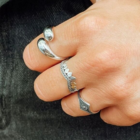 Silver Plated Adjustable Minimalist Drop Band Jewelry Rings - Picture 2 of 9